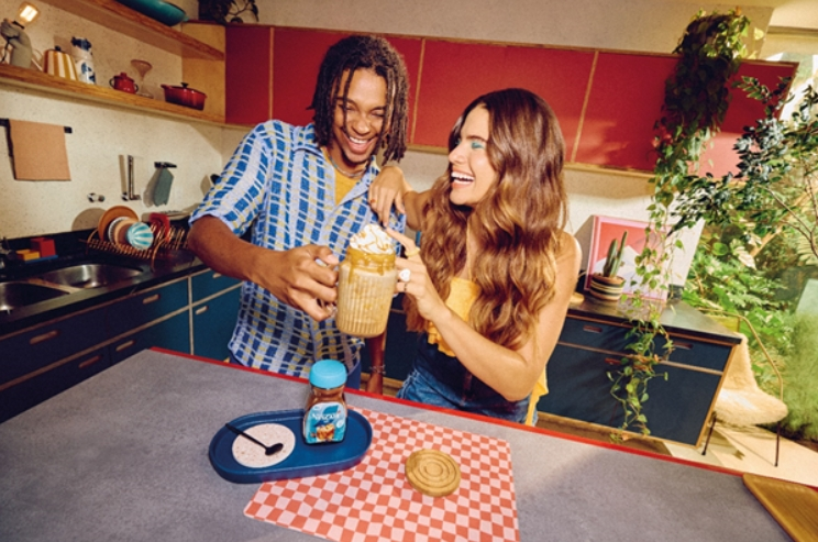Nescafé Gelado destaca refrescância e versatilidade do lançamento
